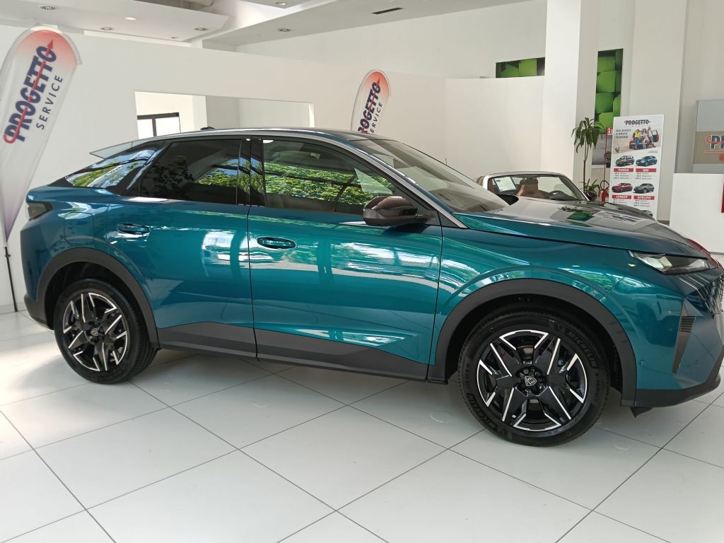 PEUGEOT3008 ALLURE in vendita a Torino