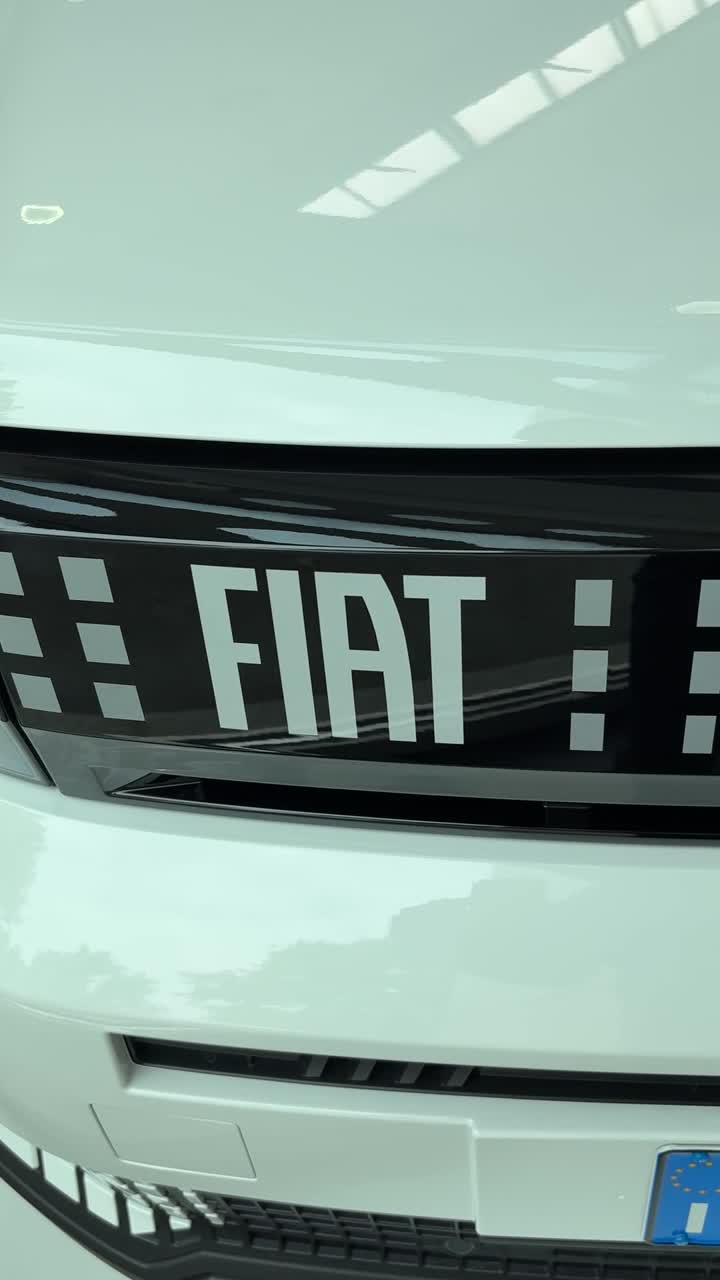 Fiat Grande Panda Hybrid Business